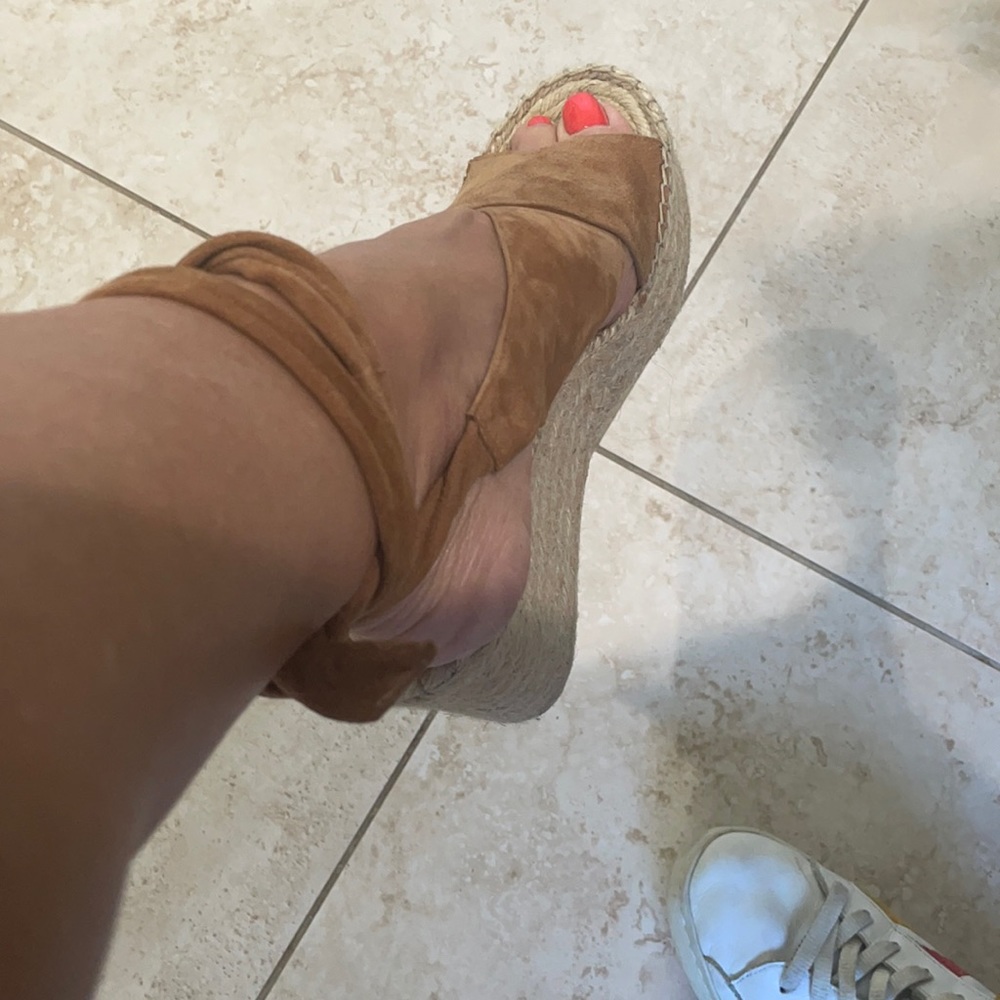 Marc Fisher platform sandals